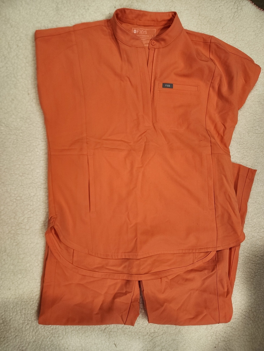 FIGS Women's Corral Scrub Top And Bottom Small NWOT